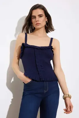 TRENDYOLMİLLA Limited Edition Lacivert Premium İplik Havuz Yaka Vücudu Saran Crop Triko İnce Bluz TWOSS26BZ00304