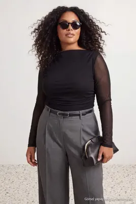 Trendyol Curve Siyah Asimetrik Yaka Uzun Kol Tül Örme Büyük Beden Bluz TBBAW27AF00067