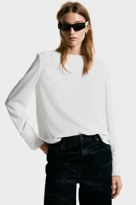 H&M Boncuk İşlemeli ve Arkası Degaje Yakalı Bluz