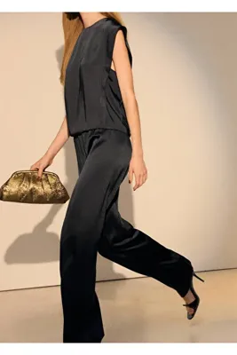 MANGO Woman Saten düz kesim pantolon
