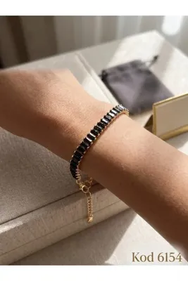 Genel Markalar Siyah Zirkon Taşlı Gold Kaplama Su Yolu Kadın Bileklik