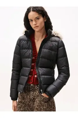 Tommy Hilfiger TJW Basic Kapüşonlu Kuş Tüyü Kadın Siyah Mont DW0DW18312BDS