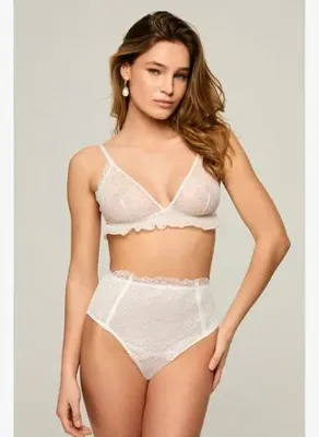 Kom Katia Dantelli String