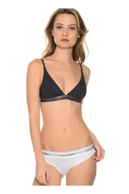 Calvin Klein Kadın Marka Logolu Orta Yüksek Belli Nefes Alabilir Rahat Kumaşlı Gündelik Kullanıma Uygun Beyaz Kül