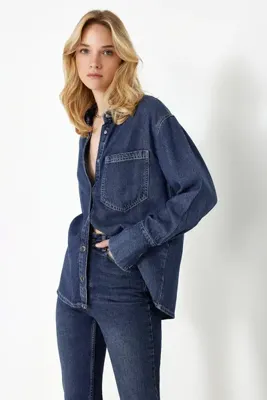 TRENDYOLMİLLA Koyu Mavi More Sustainable %100 Tencel™ Oversize Denim Gömlek TWOSS24GO00141