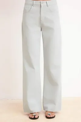 TRENDYOLMİLLA Gri DÖKÜMLÜ Yüksek Bel %100 Pamuk Wide Leg Jeans TWOSS26JE00182