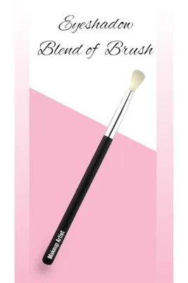 Mua Eyeshadow Blend of Brush