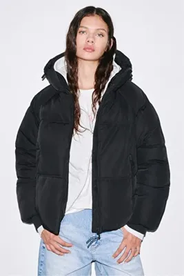 Pull & Bear Kapüşonlu şişme ceket