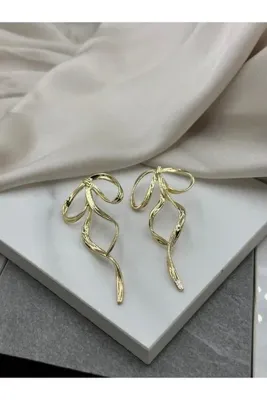 Duera Altın Gold Fiyonk Figürlü Sallantılı Çelik Küpe