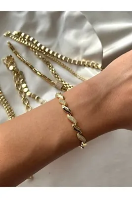 Alveole Jewelry 14K Zirkon Taşlı Burgu Formlu Bileklik