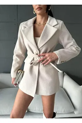 Maldia Shop Kadın Kruvaze Yaka Kuşaklı Kaşe Kumaş Taş Kaban Ceket