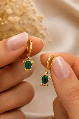 Spossy Silver Jewelry 925 Ayar Gümüş Gold Kaplamalı Malakit Taşlı Kaplumbağa Küpe