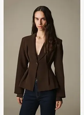 Vatkalı Vücuda oturan blazer ceket