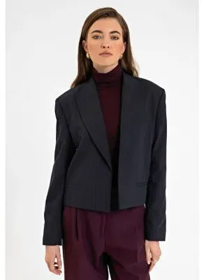 Antioch Lacivert Kadın İnce Çizgili Crop Blazer Ceket