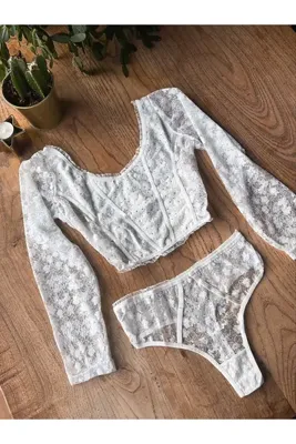 WAHSHE Beauty White Crop Bralet Takım