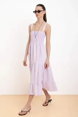 TRENDYOLMİLLA Lila Düz Eteği Belden Açılan Gipeli Maxi Dokuma Elbise TWOSS24EL01052