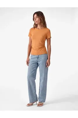 Koton Slim Fit Drape Detaylı Bisiklet Yaka Kısa Kollu Tişört