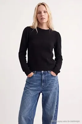 TRENDYOLMİLLA Siyah Yumuşak Dokulu Balon Kol Fitted Triko Kazak TWOAW27KZ00124