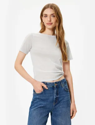 Koton Bisiklet Yaka Slim Fit Parıltılı Dokulu Kısa Kollu Tişört