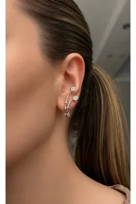 ADENNA JEWELRY Zirkon Taşlı Yaprak Formda Gold Küpe