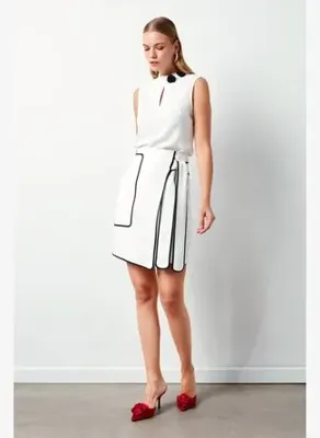 Sateen Detaylı Mini Etek - Ekru