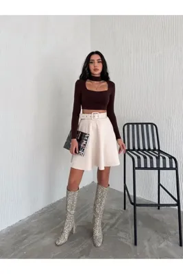 Ozy Fashion Kadın Krem Rengi Midi Boy Kemerli Süet Kloş Etek