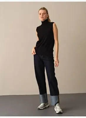 Xint Siyah Regular Fit Basic Kazak