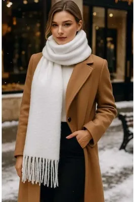 Zeynep Keskin Design Kadın Basic Ekru Püsküllü Buklet Atkı - Şal