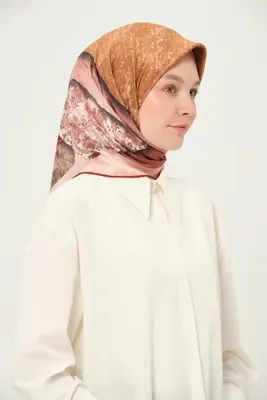 Madame Polo Trend Rayon Eşarp Çok Renkli Kırışmayan Desenli 90x90 cm