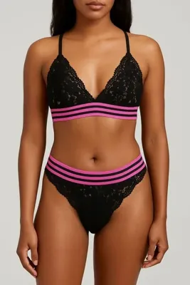 DEEP SECRET SİYAH PEMBE ÇİZGİLİ LASTİKLİ FULL DANTEL BRALET TAKIM DS20095BRT