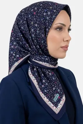 hadiora Kadın Lacivert Pembe Çiçek Desenli Dikişli Yazma