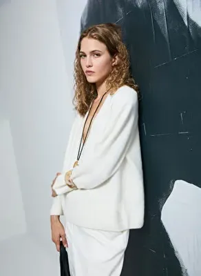 LUFIAN LINDA Krem Kadın Klasik Yaka Regular Fit Triko Kazak