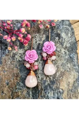Moda Pembe Kuvars Taşlı El Yapımı Bakır Tel Sarma Küpe