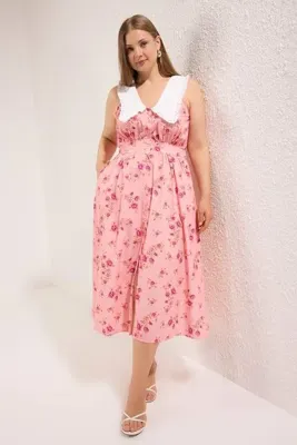 Trendyol Curve Pembe  Çiçekli Poplin %100 Pamuk Bebe Yaka Midi Dokuma Büyük Beden Elbise TBBSS25AH00158