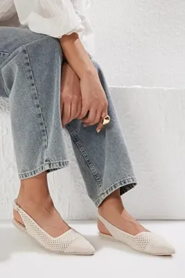 TRENDYOL SHOES Bej Triko Arkası Açık Sivri Burun Kadın Babet TAKSS25BE00008