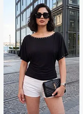 Lela Normal Kalıp Kuş Gözü Zımba Detaylı Kayık Yaka Bluz Kadın BLUZ 5866997