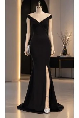 Modafeminen SİYAH Kayık Yaka Yırtmaçlı Balık Model Abiye Elbise 582013
