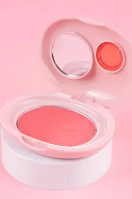 Miniso Lisanslı Minimalist Serisi Toz Allık No 06 - Sıcak Mercan Pembe Tonlu ve Aynalı İpeksi Dokulu Toz Allık