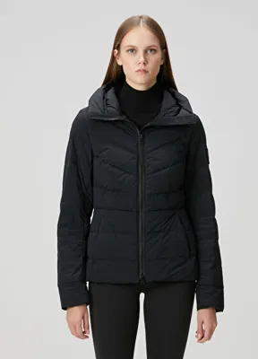 Canada Goose Clair Siyah Kapüşonlu Mont