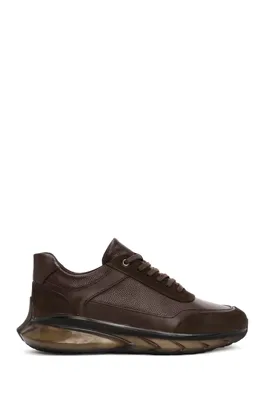 Derimod Erkek Kahverengi Bağcıklı Kalın Tabanlı Deri Casual Sneaker
