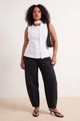 Trendyol Curve Beyaz Dokuma Patlı Şal Yaka Detaylı Örme Büyük Beden Bluz TBBSS26AF00239