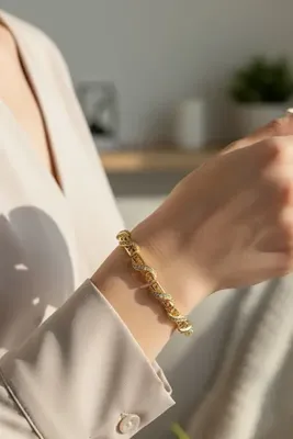 XUPING JEWELRY Stil Incisi/Xupıng Jewelry 14 Ayar Altın Kaplama Kare Sarmalı Zirkon Taşlı Bileklik