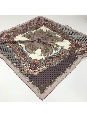 19v69 ITALIA Barok Desen Gold Seri Twill Eşarp Askısı ile Birlikte 90x90 cm Koyu Vizon Krem