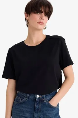 Defacto Regular Fıt Düz Premium Siyah Kadın T-Shirt A9428AX/BK81
