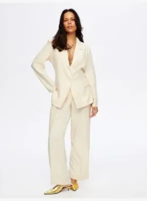 Faik Sönmez Arkası Yırtmaç Ve Bağcık Detaylı Modallı Blazer Ceket W26CKT005