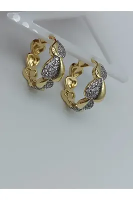 LAgül Aksesuar Tasarım Model Vip seri Zirkon Taşlı Kararmaz Kalp Detaylı Gold Halka Küpe