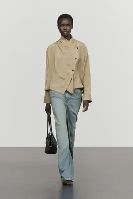 Massimo Dutti Kruvaze kapamalı yaka detaylı gömlek