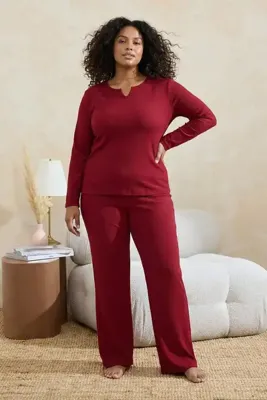 Trendyol Curve Bordo V Yaka Kaşkorse Örme Pijama Takımı TBBAW25AI00046
