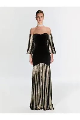 Nur Karaata Bastille Gown
