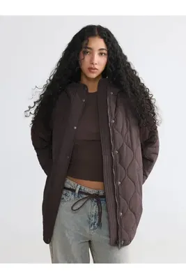 LC Waikiki Kahverengi Kapüşonlu Kapitone Oversize Kadın Şişme Mont